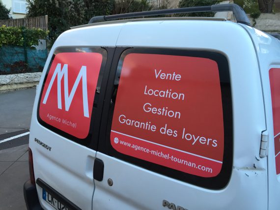 Marquage véhicule pour l'agence Michel arrière