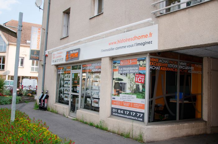 Création et pose de la nouvelle enseigne d'Histoire d'Home à saint germain. façade