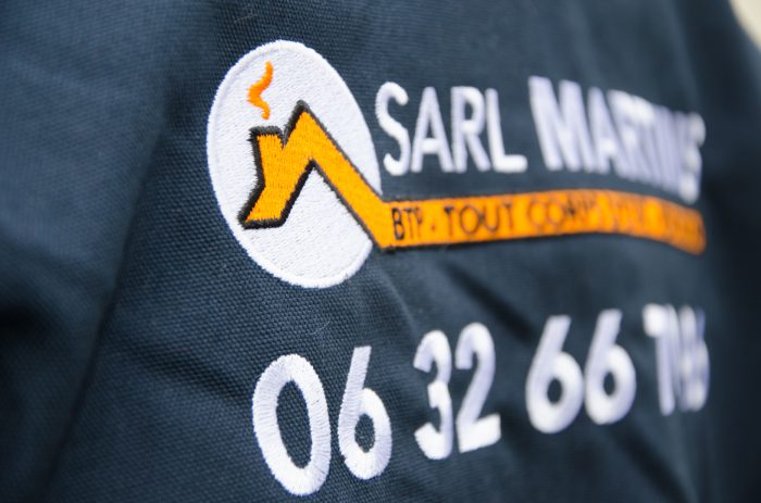 zoom sur la broderie pour la SARL martins